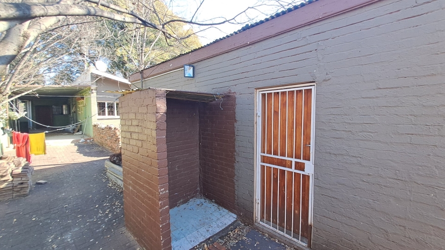 16 Bedroom Property for Sale in Universitas Free State